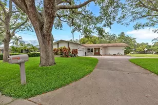 1666 Souvenir Dr, Clearwater, FL 33755 - Photo 1