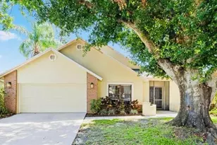 1914 Elk Spring Dr, Brandon, FL 33511 - Photo 1