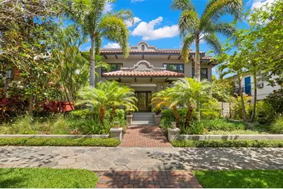 345 8th Avenue NE, Saint Petersburg, FL 33701 - Photo 1