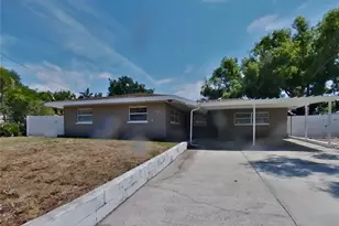 1456 Lakeview Dr, Tarpon Springs, FL 34689 - Photo 1