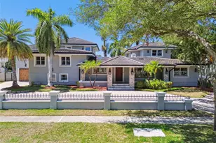 405 S Shore Crest Dr, Tampa, FL 33609 - Photo 1