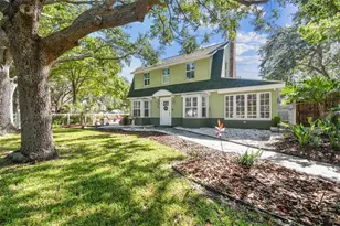 301 81st Ave NE, Saint Petersburg, FL 33702 - Photo 1