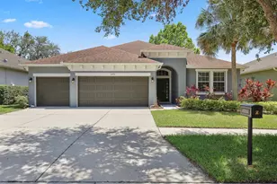 15711 Starling Dale Ln, Lithia, FL 33547 - Photo 1