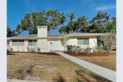 602 32nd Street W, Bradenton, FL 34205 - Photo 1
