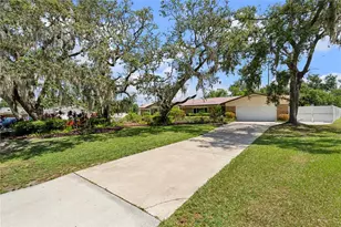 708 Westwood Cir, Brandon, FL 33511 - Photo 1