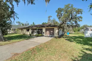 4221 Burrows Rd, Zephyrhills, FL 33542 - Photo 1
