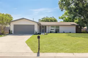 11296 115th St, Largo, FL 33778 - Photo 1