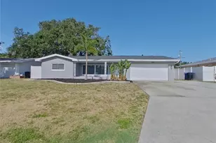 6355 29th St S, Saint Petersburg, FL 33712 - Photo 1