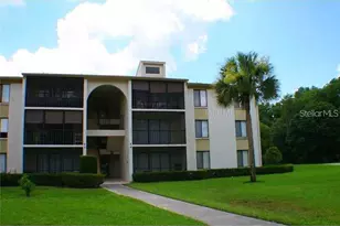 3210 Lake Pine Way E, Tarpon Springs, FL 34688 - Photo 1