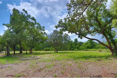 1704 W Perio Street, Tampa, FL 33612 - Photo 1