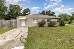 130 E Pendleton Ave, Eustis, FL 32726 - Photo 1