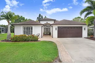 10112 Downey Ln, Tampa, FL 33626 - Photo 1