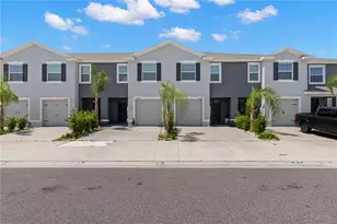 34248 Redwood Dawn Ln, Wesley Chapel, FL 33543 - Photo 1