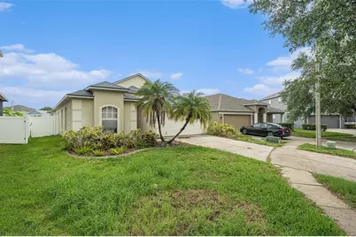 8217 Canterbury Lake Boulevard, Tampa, FL 33619 - Photo 1