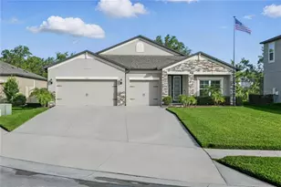 12593 Retreat Pl, Spring Hill, FL 34610 - Photo 1
