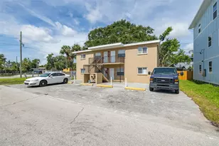 1799 Russell St S, Saint Petersburg, FL 33712 - Photo 1