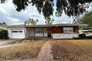 1048 40th Ave NE, Saint Petersburg, FL 33703 - Photo 1
