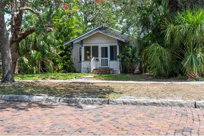 317 19th Avenue S, Saint Petersburg, FL 33705 - Photo 1