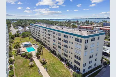 2960 59th Street S #303, Gulfport, FL 33707 - Photo 1