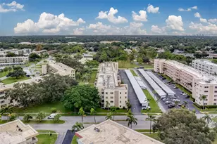 5705 80th St N, Saint Petersburg, FL 33709 - Photo 1