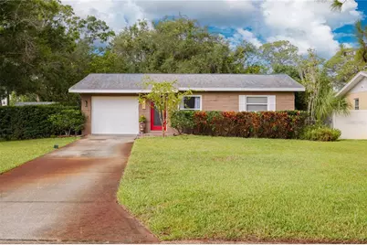 5700 Pacific Street N, Saint Petersburg, FL 33703 - Photo 1