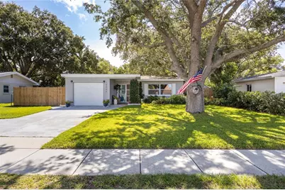 10095 Oakhurst Rd, Seminole, FL 33776 - Photo 1