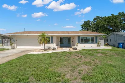 6236 17th Street S, Saint Petersburg, FL 33712 - Photo 1