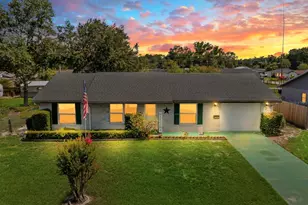 2825 Woodcrest Ln, Lakeland, FL 33805 - Photo 1