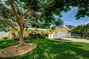 14534 Yacht Club Blvd, Seminole, FL 33776 - Photo 1