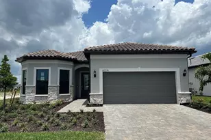 6162 Winding Pne Dr, Nokomis, FL 34275 - Photo 1