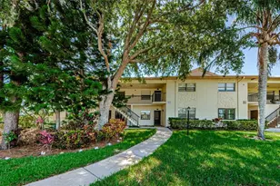 1729 Seascape Cir, Tarpon Springs, FL 34689 - Photo 1