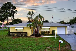 9120 108th St, Seminole, FL 33772 - Photo 1