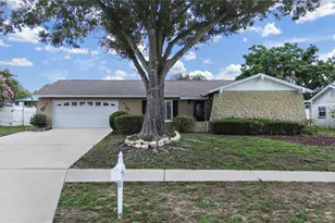 2209 Kingswood Ln, Brandon, FL 33511 - Photo 1