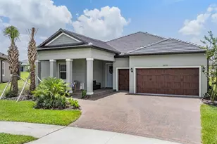 10278 Otter Sky Ct, San Antonio, FL 33576 - Photo 1