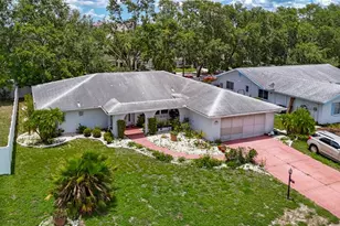 1607 New Bedford Dr, Sun City Center, FL 33573 - Photo 1