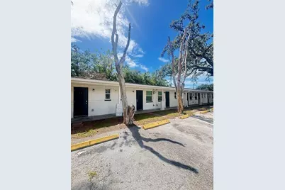 707 Rosery Road NW #6, Largo, FL 33770 - Photo 1