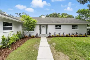 105 Dunbridge Dr, Palm Harbor, FL 34684 - Photo 1