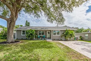 218 8th Ave SW, Largo, FL 33770 - Photo 1