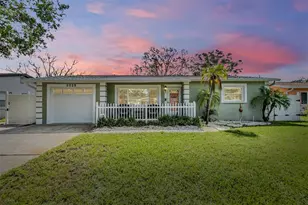 2025 Jefferson Ave, Dunedin, FL 34698 - Photo 1