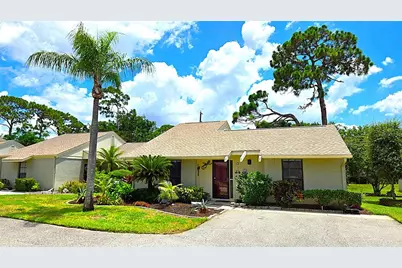 13 Windrush Bay Drive, Tarpon Springs, FL 34689 - Photo 1