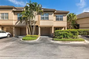 910 Normandy Trace Rd, Tampa, FL 33602 - Photo 1