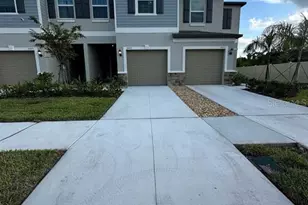 2453 Sunray Venus Wy, Ruskin, FL 33570 - Photo 1