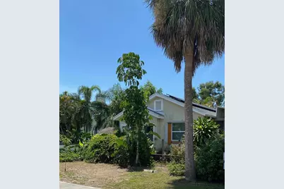 1420 36th Avenue N, Saint Petersburg, FL 33704 - Photo 1
