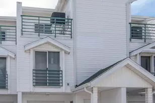 320 Island Way, Clearwater Beach, FL 33767 - Photo 1