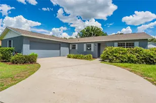 1327 Glenview Ln, Lakeland, FL 33813 - Photo 1