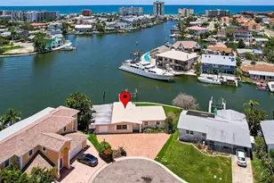 17444 2nd St E, Redington Shores, FL 33708 - Photo 1