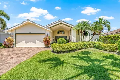 5270 White Sand Circle NE, Saint Petersburg, FL 33703 - Photo 1