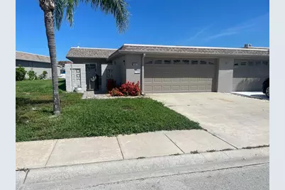 587 Boca Ciega Point Boulevard N, Saint Petersburg, FL 33708 - Photo 1
