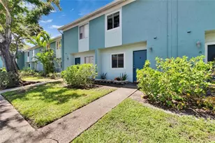 110 114th Terrace NE, Saint Petersburg, FL 33716 - Photo 1