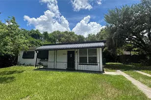 39205 Park Dr, Zephyrhills, FL 33542 - Photo 1